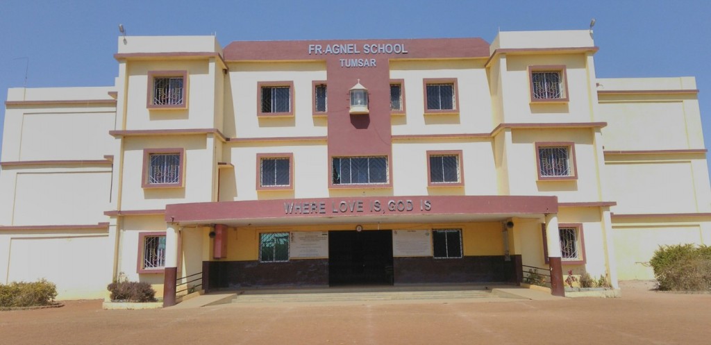 Fr. Agnel School, Tumsar school building